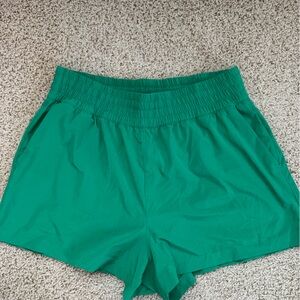 Athleta High Rise Weekend Run Short 4”